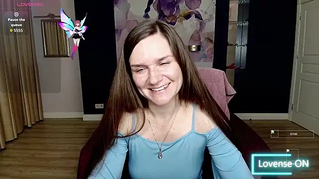 AriaGray online show from December 1, 1:58 pm