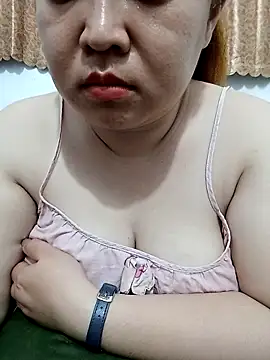 VyOanh2K online show from April 17, 3:36 pm