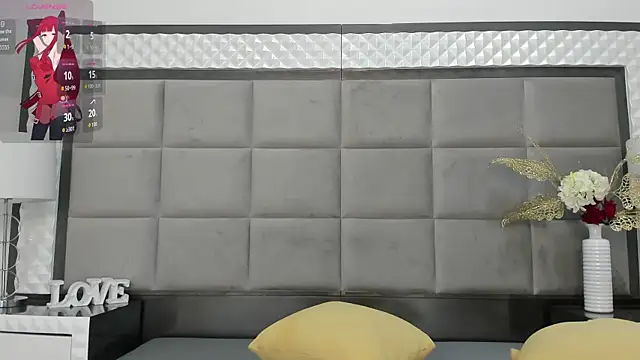 OliviaBurning online show from October 27, 7:30 pm