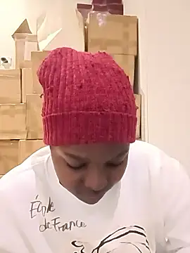 pretty shany online show from January 6, 8:12 pm