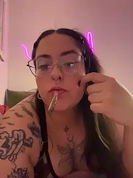 Mizztikaa online show from February 4, 5:38 pm