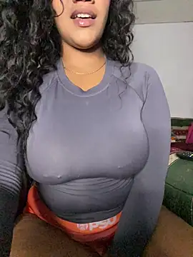 JennamartinyII online show from December 1, 4:31 pm