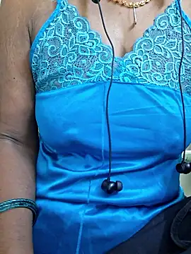 Tamil--Rani online show from January 7, 3:15 pm