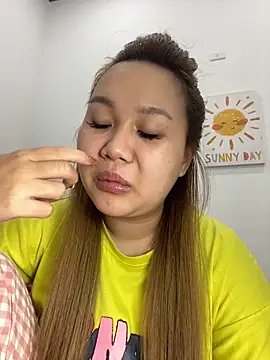 Odette68 online show from December 3, 8:28 am