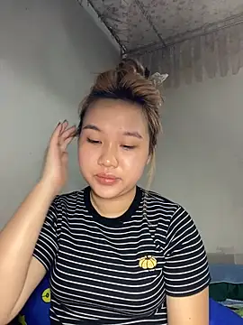 Odette68 online show from May 25, 1:04 am