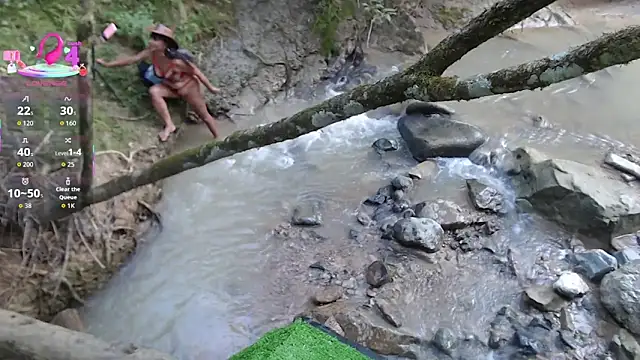 andreu mature online show from February 11, 10:00 pm