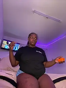 LillShayy online show from March 28, 3:50 am