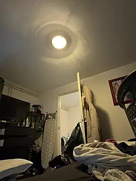 BaddieMelanie online show from March 9, 4:43 pm