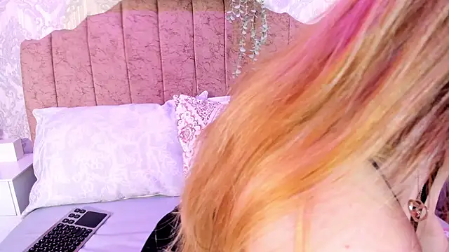 tiffany becker online show from November 21, 11:56 am