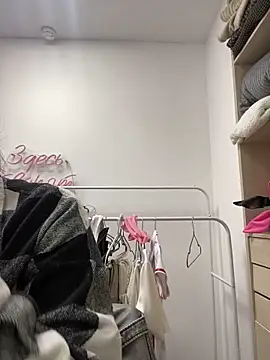 AnaWest online show from September 28, 5:58 am