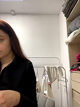 AnaWest online show from October 2, 6:07 am