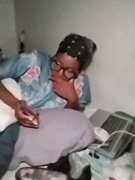 madamsensuale online show from December 15, 4:29 am