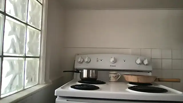 loveofbea online show from March 21, 8:14 pm