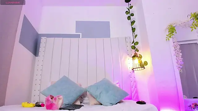 hannah gray online show from October 25, 11:07 am