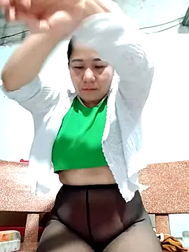 Yang licri online show from March 1, 10:31 pm