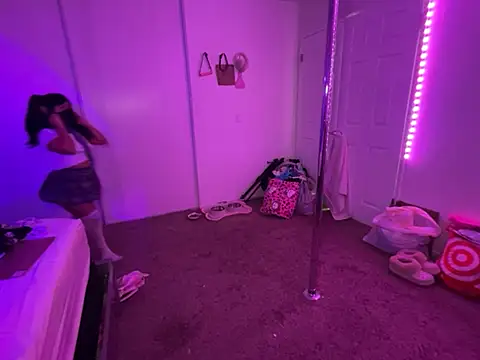 Onlypawzz online show from February 28, 4:45 am