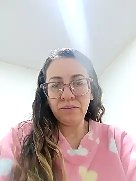 miss hanna07 online show from April 1, 2:45 am