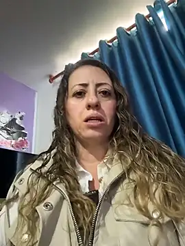 Snapshot of miss_hanna07 chatting on October 20, 8:01 pm miss hanna07 online show from October 20, 8:01 pm