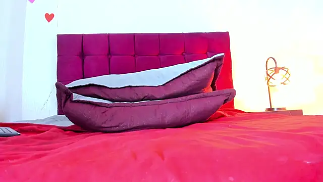 Anthonelaa   online show from March 8, 2:04 am