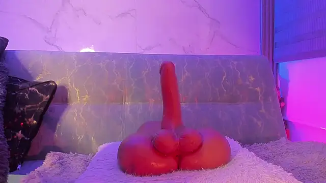 dayan silva  online show from February 8, 2:04 am