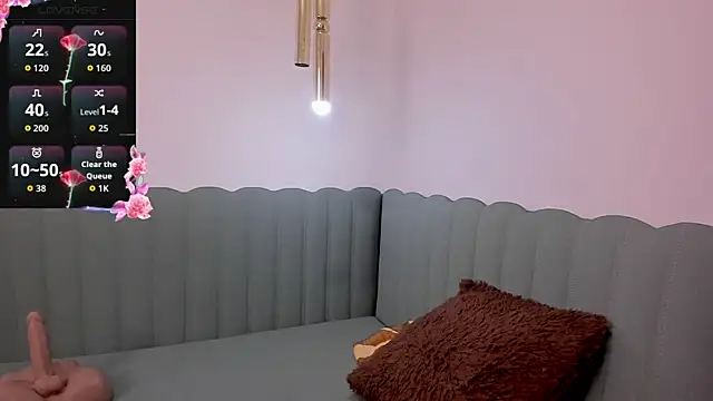 janecullen online show from February 10, 4:04 am