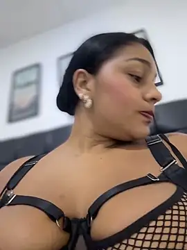 anaesca online show from March 23, 3:07 pm