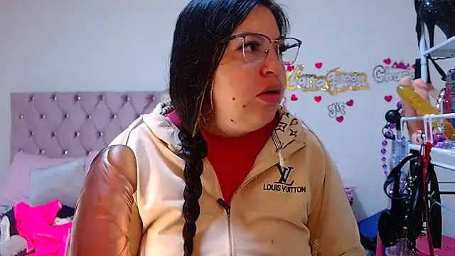 lanaqueen699 online show from February 10, 12:19 pm