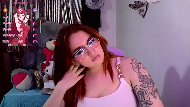 lucycherry   online show from October 28, 8:46 pm