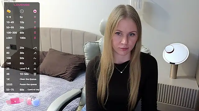 IsabelAllen online show from May 22, 7:23 pm
