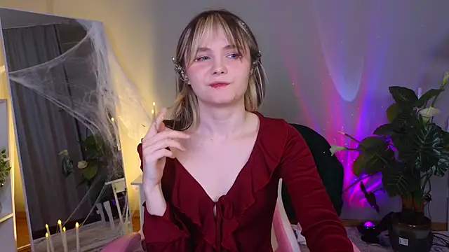 CiriRianonn online show from October 25, 5:04 am