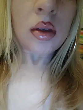 Linda 999 online show from March 27, 3:30 am