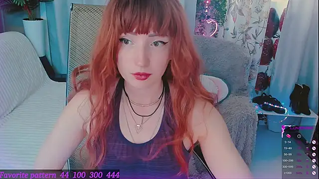 Toxic Ellies online show from April 10, 10:43 am