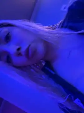 Sofy Softtt online show from June 18, 5:53 am