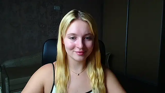 Milka kiss  online show from February 28, 3:44 pm