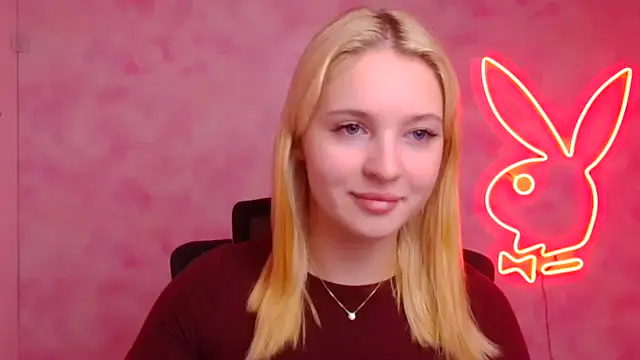 Snapshot of Milka_kiss_ chatting on October 21, 11:47 am Milka kiss online show from October 21, 11:47 am
