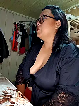 rainhavenus2024 online show from March 6, 1:17 pm