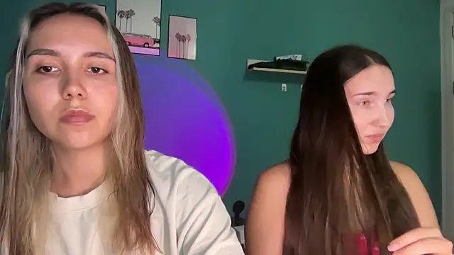 Dani May online show from May 5, 11:02 am