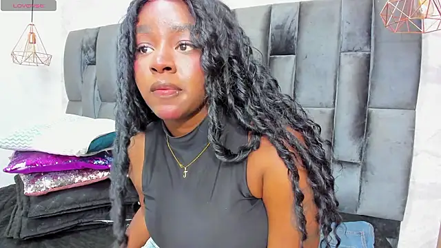 Wendy-lovee online show from March 13, 6:15 am