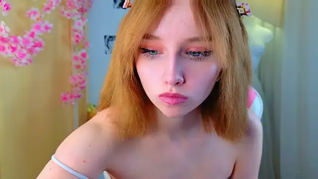 b4by LoL1 online show from April 22, 1:30 pm