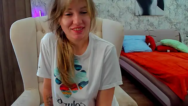 foxy blond online show from March 16, 12:24 am