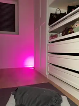 HotBella- online show from March 28, 10:52 pm