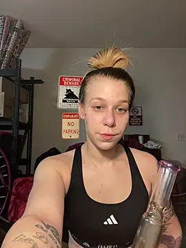 shesexplicit online show from February 15, 2:47 am