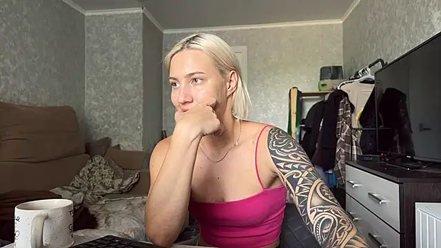 AnneBall online show from July 2, 11:38 am