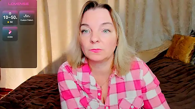 Regina  blue online show from October 5, 5:51 pm