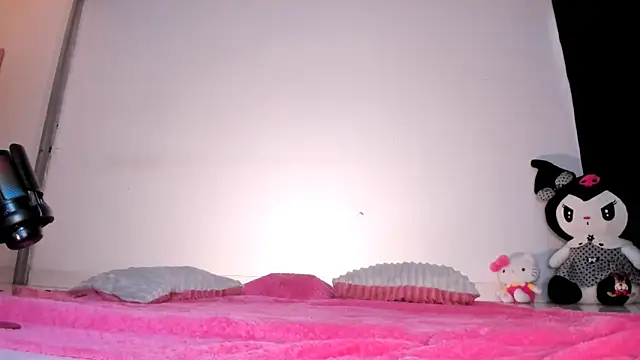 Anyelaaaa online show from April 28, 7:07 pm