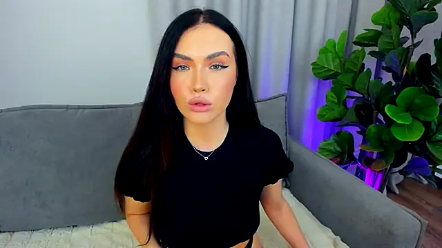 Snapshot of sexyangeloux chatting on October 1, 8:47 pm sexyangeloux online show from October 1, 8:47 pm