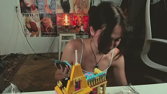 Niky  Jess online show from March 4, 12:34 pm