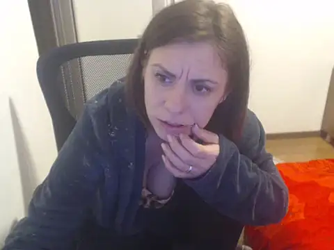 SweetAdela92 online show from February 8, 10:12 pm