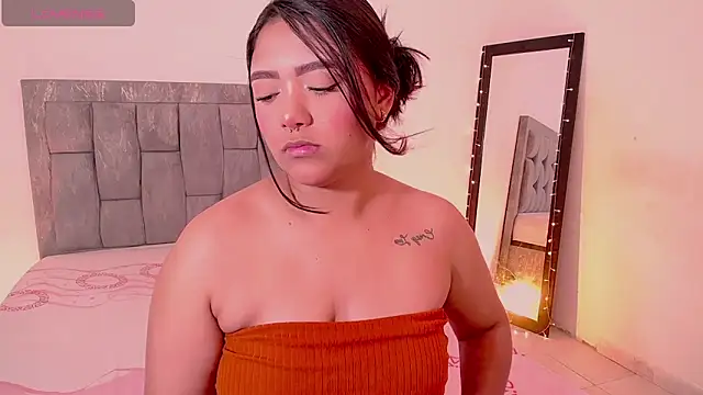 DIANEE 01 online show from April 15, 11:16 pm