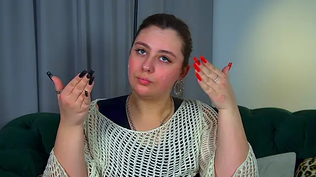 MaryMurray online show from November 21, 6:32 pm